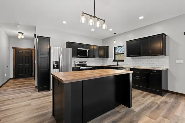 $399,900 | W11115 Cth Street, Crivitz, WI 54114