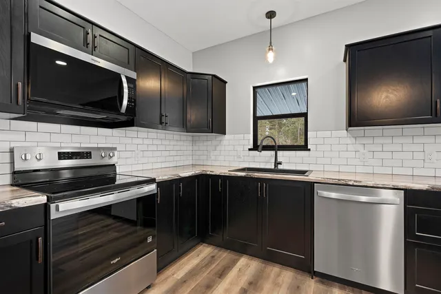 $415,000 | W11115 Cth Street, Crivitz, WI 54114