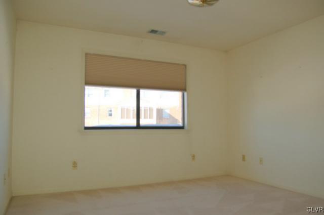 853 Cold Spring Road, Unit 6 Allentown, PA 18103 - Photo 17 of 23 a small space with window