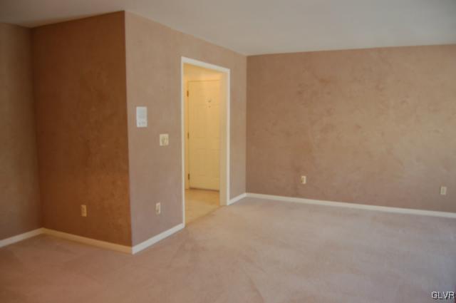 853 Cold Spring Road, Unit 6 Allentown, PA 18103 - Photo 6 of 23 a view of an empty room