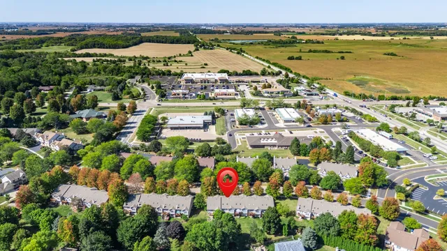 $2,500 | 823 North 1st Street, Elburn, IL 60119