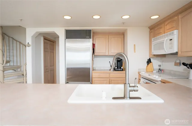 $425,000 | 1599 East Ocean Shores Boulevard Southwest, Unit 3, Ocean Shores, WA 98569