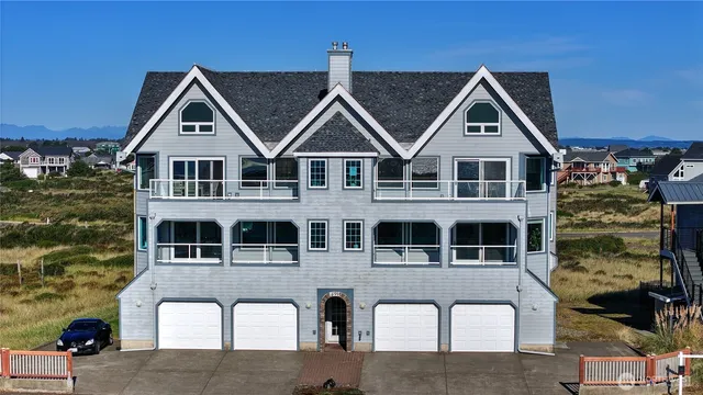 $425,000 | 1599 East Ocean Shores Boulevard Southwest, Unit 3, Ocean Shores, WA 98569