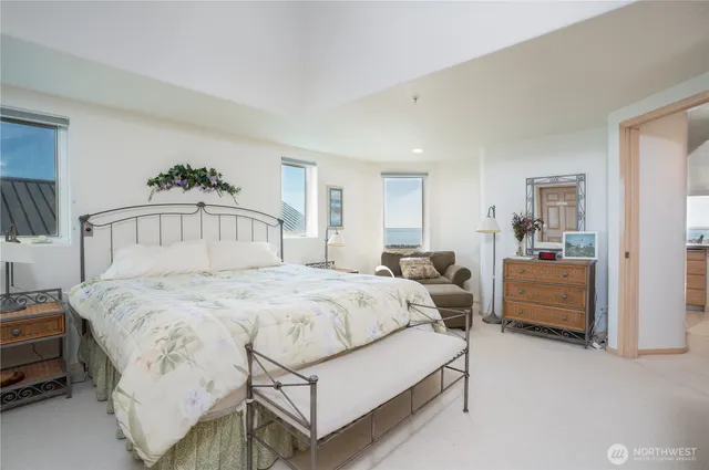 $425,000 | 1599 East Ocean Shores Boulevard Southwest, Unit 3, Ocean Shores, WA 98569