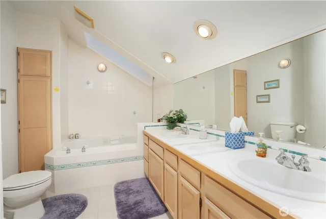 $425,000 | 1599 East Ocean Shores Boulevard Southwest, Unit 3, Ocean Shores, WA 98569