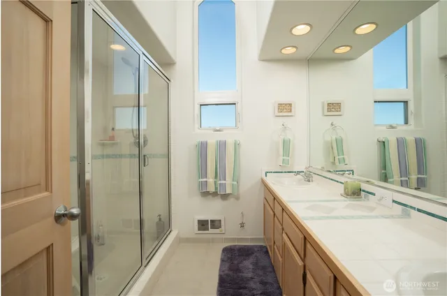 $425,000 | 1599 East Ocean Shores Boulevard Southwest, Unit 3, Ocean Shores, WA 98569