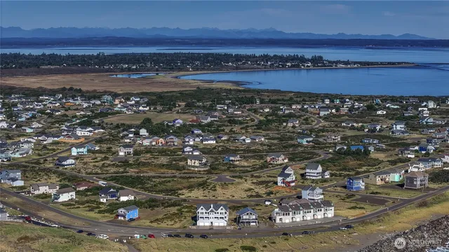 $425,000 | 1599 East Ocean Shores Boulevard Southwest, Unit 3, Ocean Shores, WA 98569