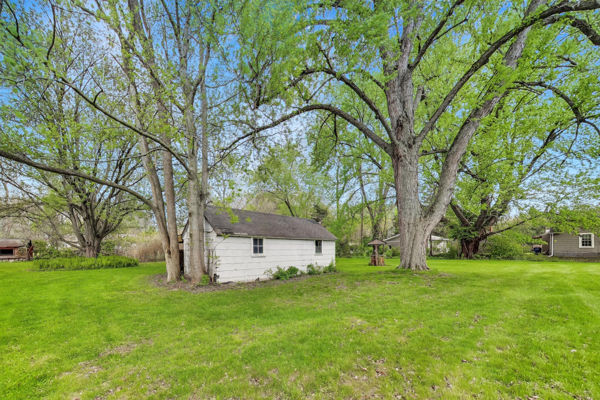4321 North Wozniak Road Michigan City, IN 46360 - Photo 14 of 60 2048x1365
