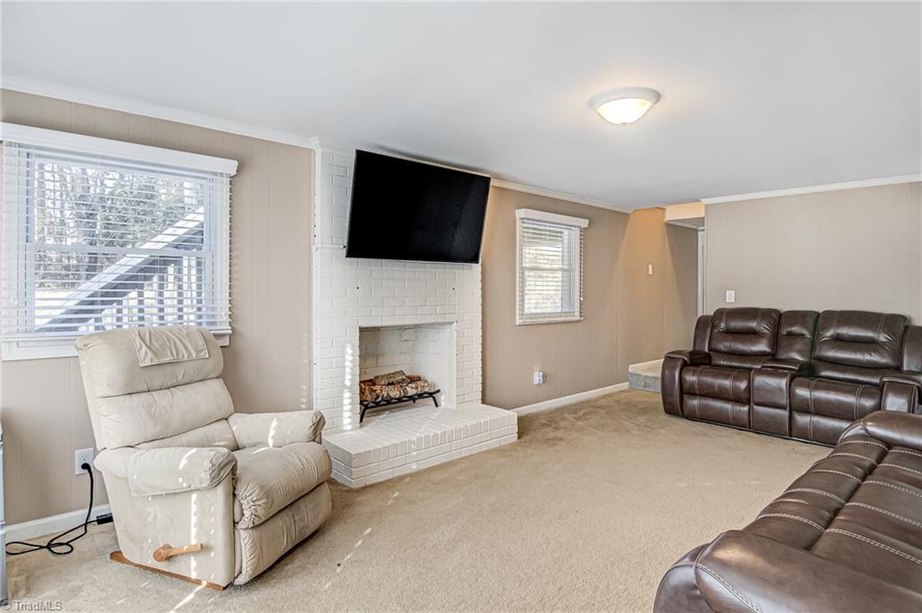152 Greenvalley Road Winston-Salem, NC 27106 - Photo 21 of 31 Gallery Image 21