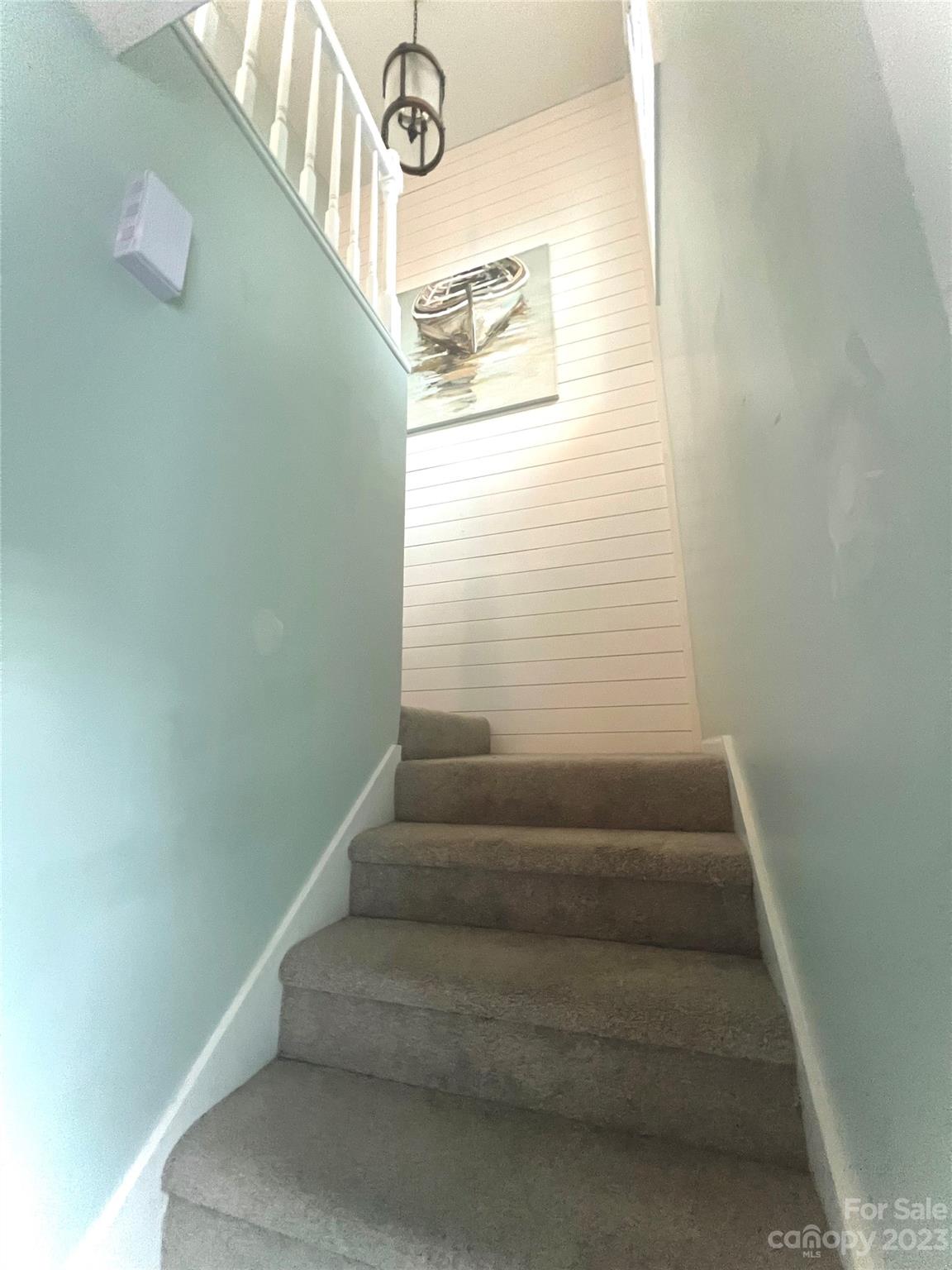 160 Hunters Pointe Drive Dallas, NC 28034 - Photo 10 of 31 a view of entryway