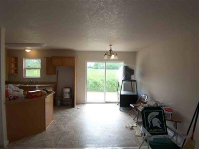 8348 North Bray Road Mount Morris, MI 48458 - Photo 9 of 13 20223028-8.JPG