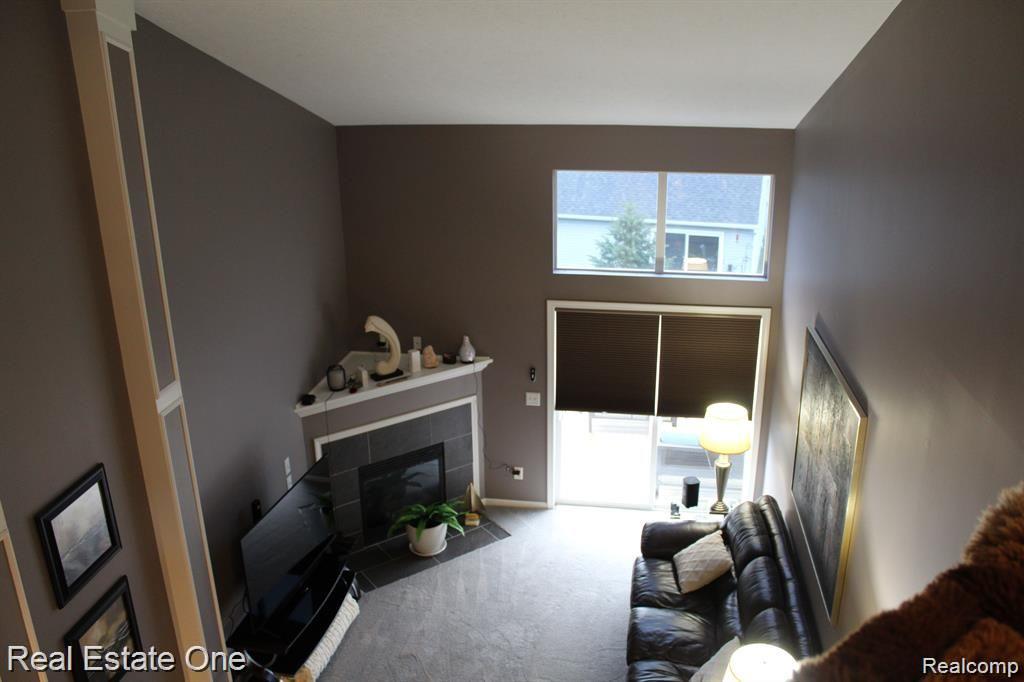 895 Spirea Howell, MI 48843 - Photo 15 of 46 Gallery Image 15