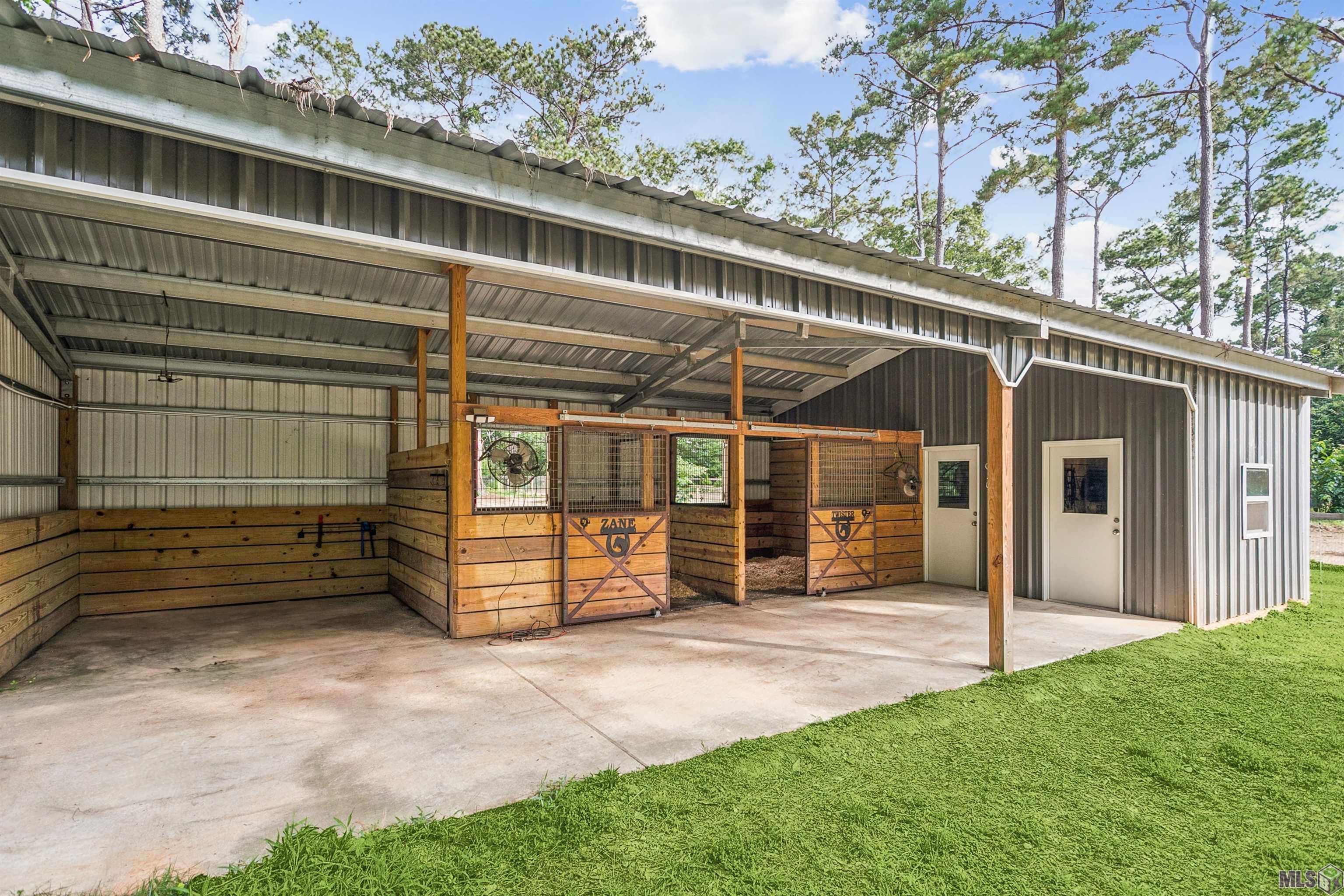 80199 Highway 1083 Bush, LA 70431 - Photo 21 of 26