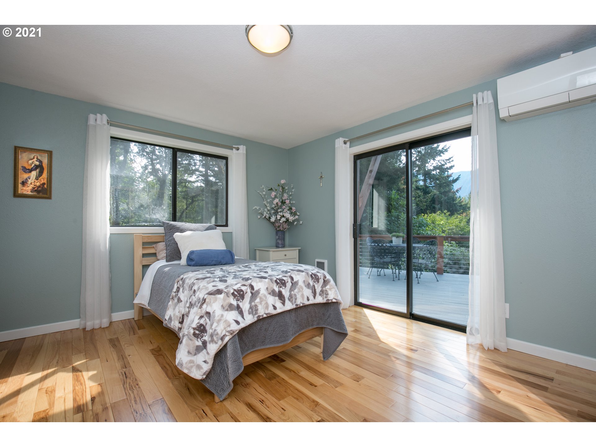 261 Beacon Highland Road East Stevenson, WA 98648 - Photo 11 of 32 Gallery Image 11