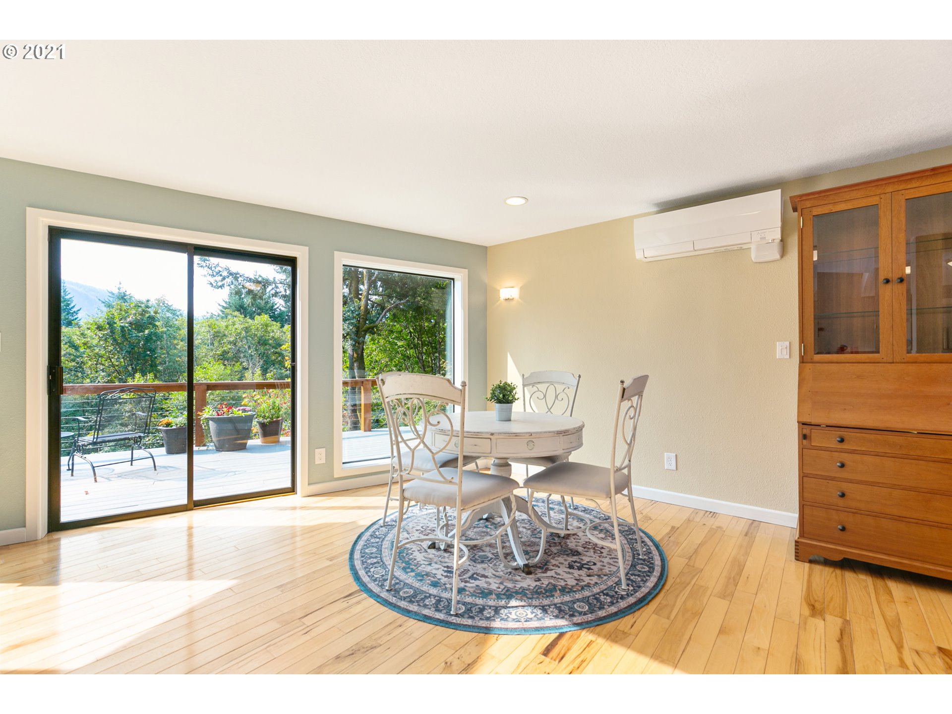 261 Beacon Highland Road East Stevenson, WA 98648 - Photo 6 of 32 Gallery Image 6