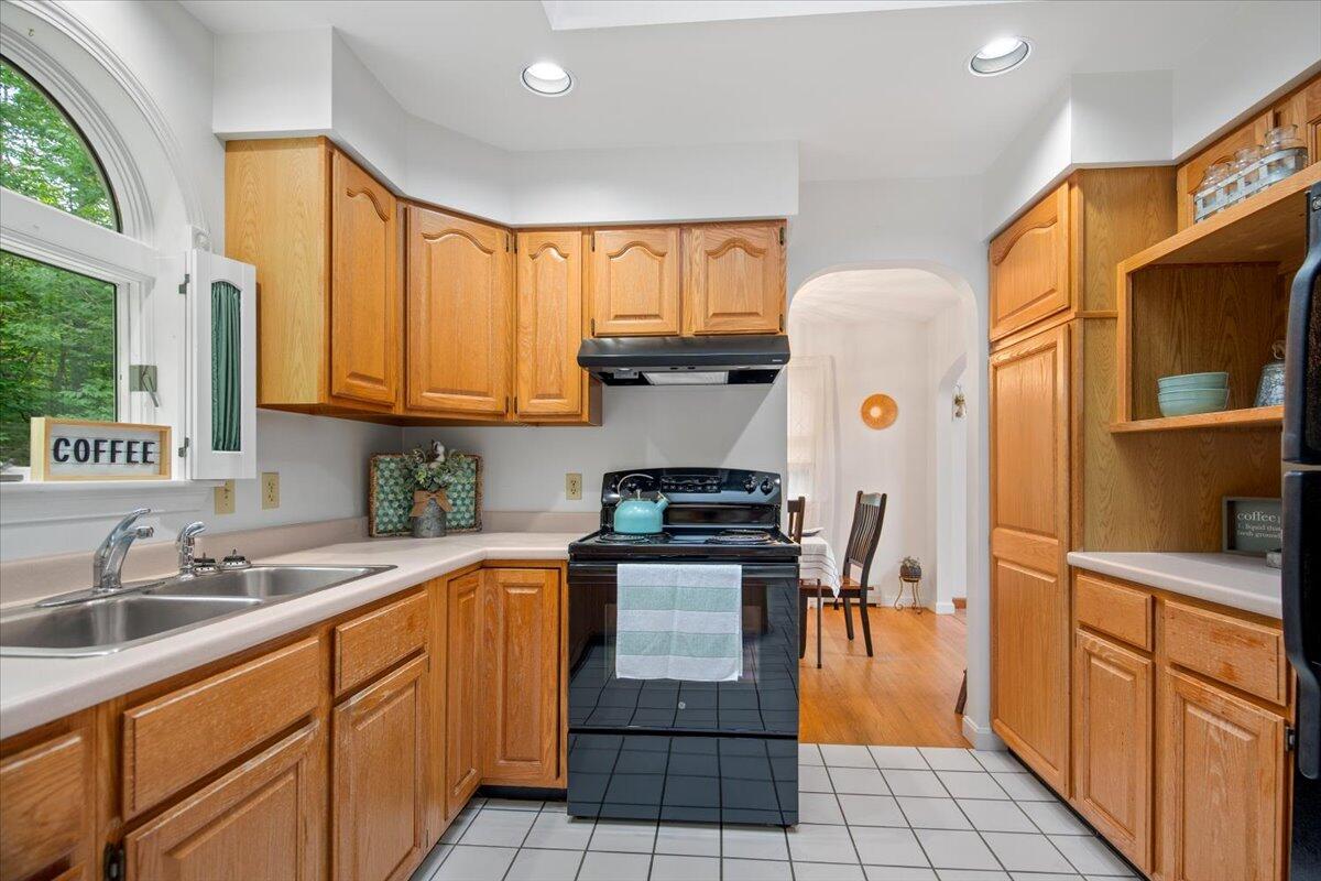 259 Rabbit Valley Road Oxford, ME 04270 - Photo 21 of 46 31-259 Rabbit Valley Rd_Oxford_ME-11