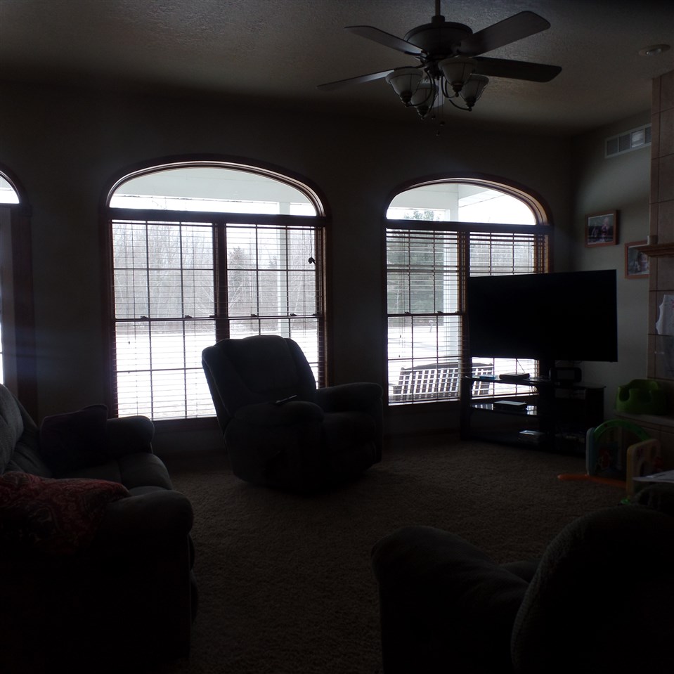 6105 East Baseline Road Mount Pleasant, MI 48858 - Photo 8 of 35 1827769-7.JPG