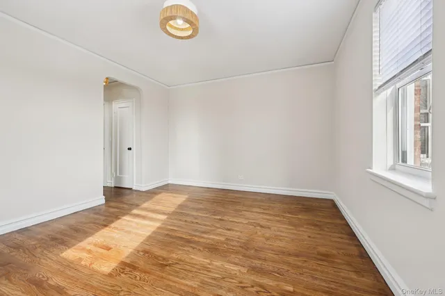 $250,000 | 1 Bronxville Road, Unit 3S, Bronxville, NY 10708