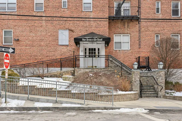 $250,000 | 1 Bronxville Road, Unit 3S, Bronxville, NY 10708
