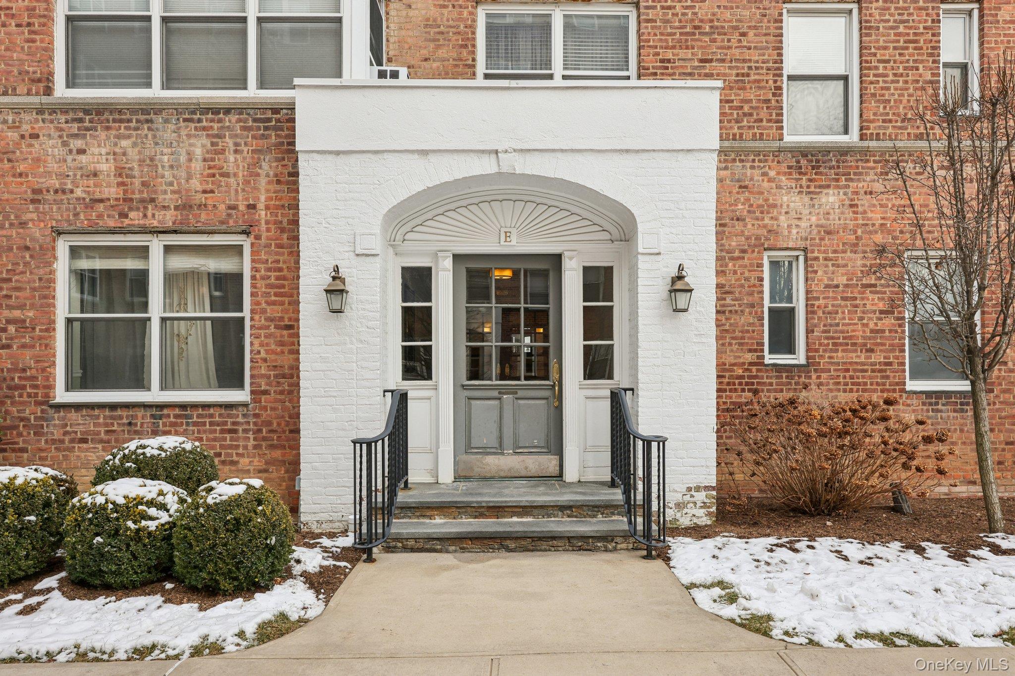 1 Bronxville Road, Unit 3S Bronxville, NY 10708 - Photo 4 of 27 East Towner entrance from courtyard