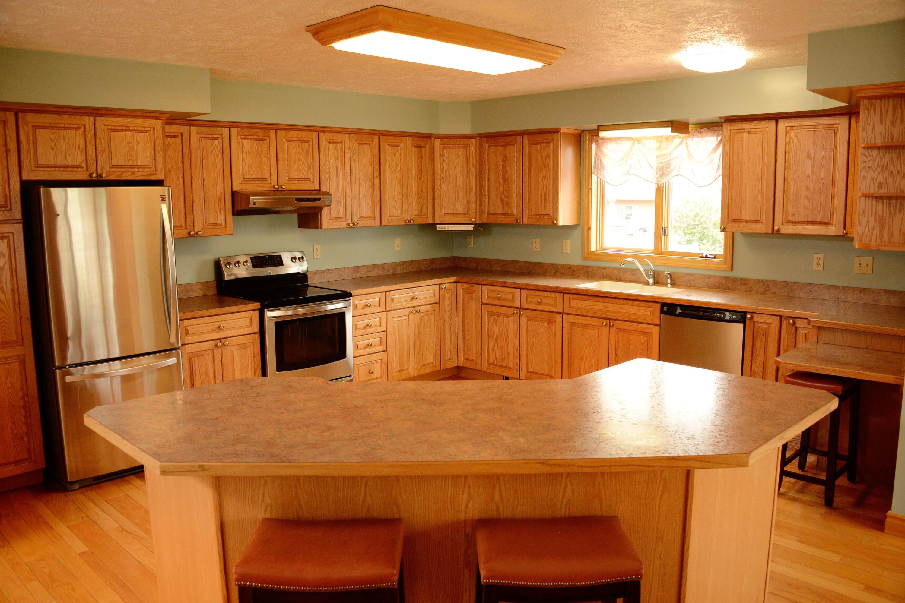303 Mission Road Sault Ste. Marie, MI 49783 - Photo 7 of 97 Gallery Image 7