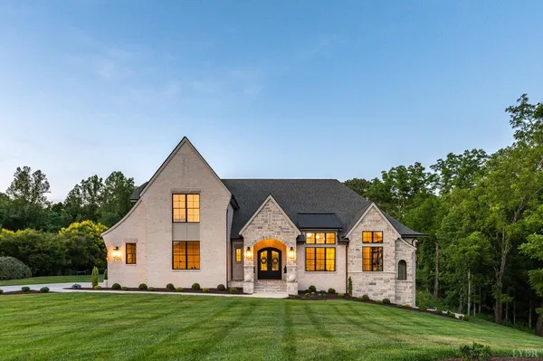 $1,799,900 | 111 Waterton Drive, Lynchburg, VA 24503