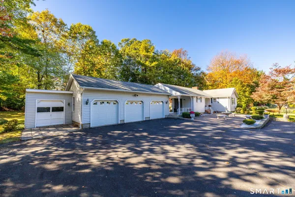$850,000 | 101 Collier Road, Wethersfield, CT 06109