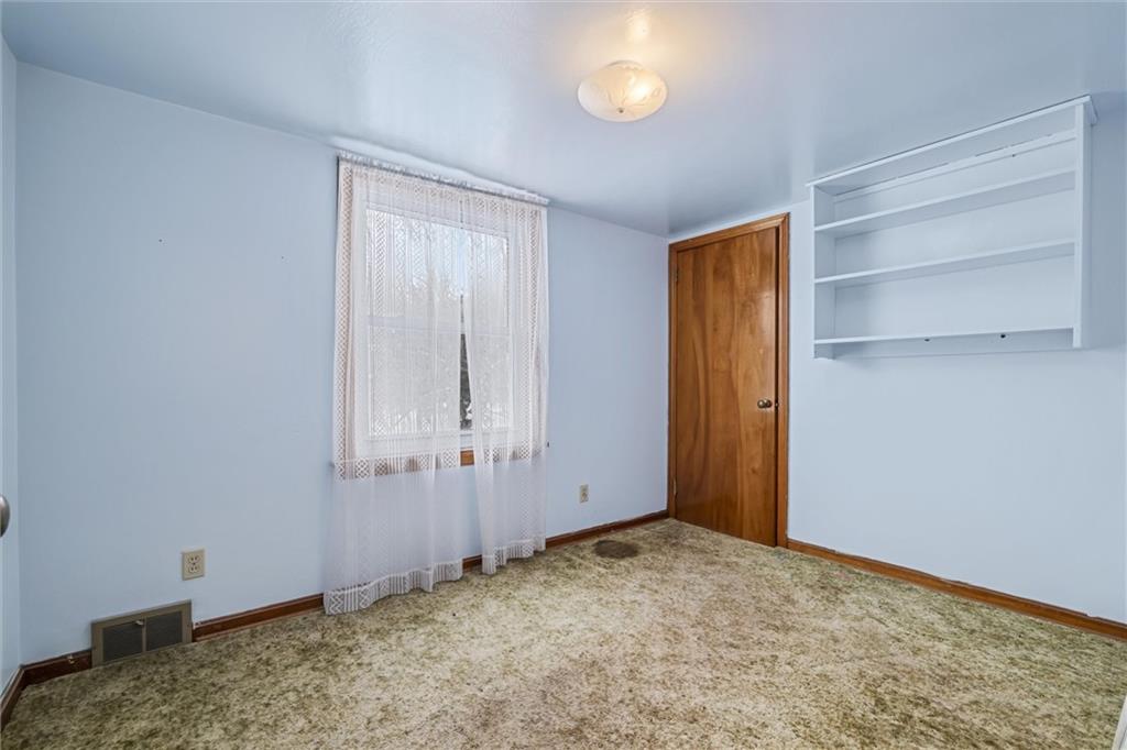 475 West Lake Road Transfer, PA 16154 - Photo 11 of 37