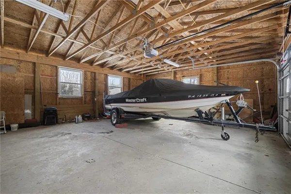 a view of a garage