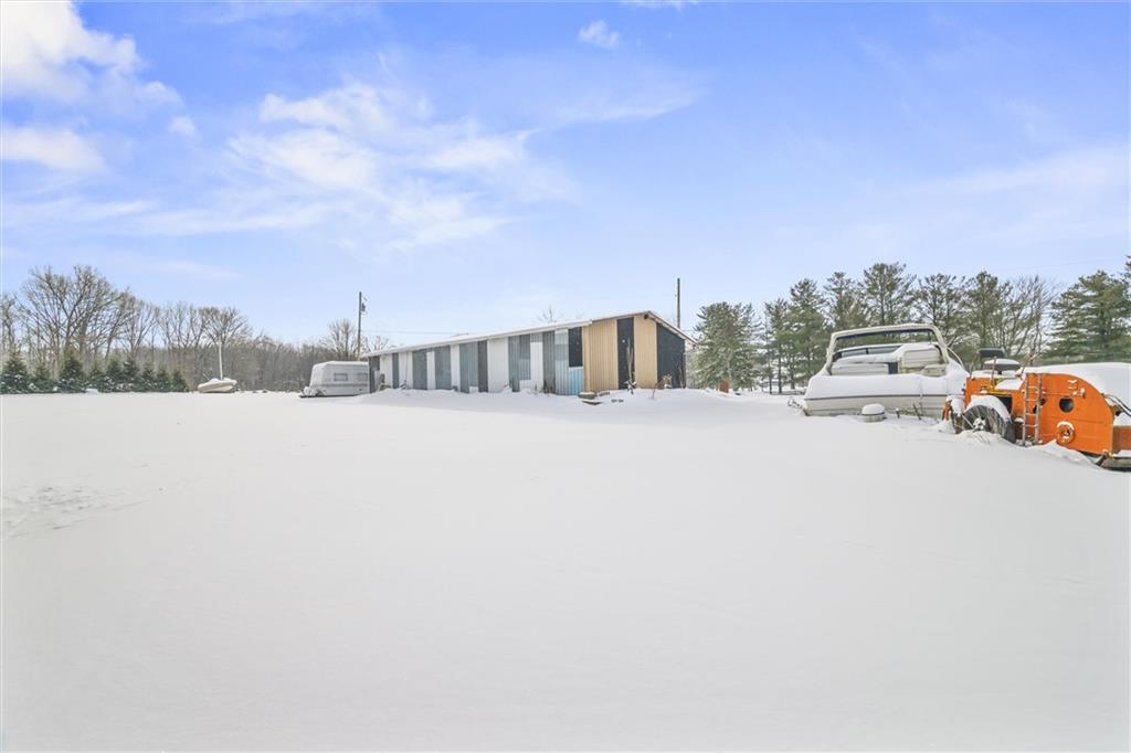 475 West Lake Road Transfer, PA 16154 - Photo 23 of 37