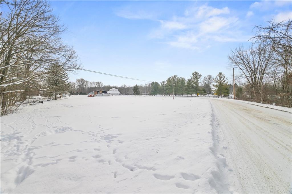 475 West Lake Road Transfer, PA 16154 - Photo 25 of 37