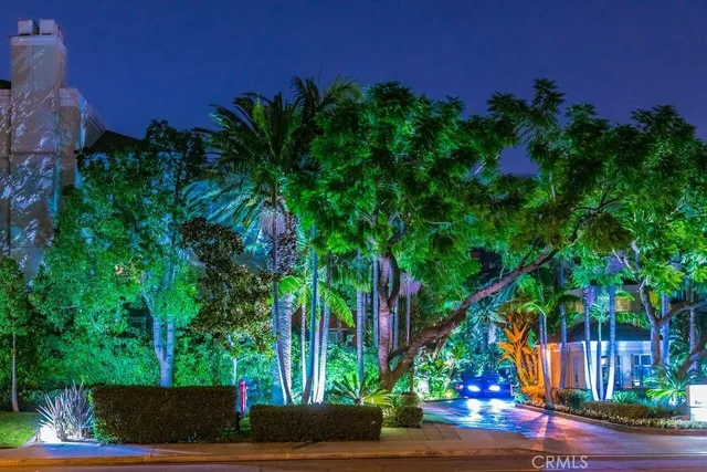 $649,000 | 2243 Martin, Unit 207, Irvine, CA 92612