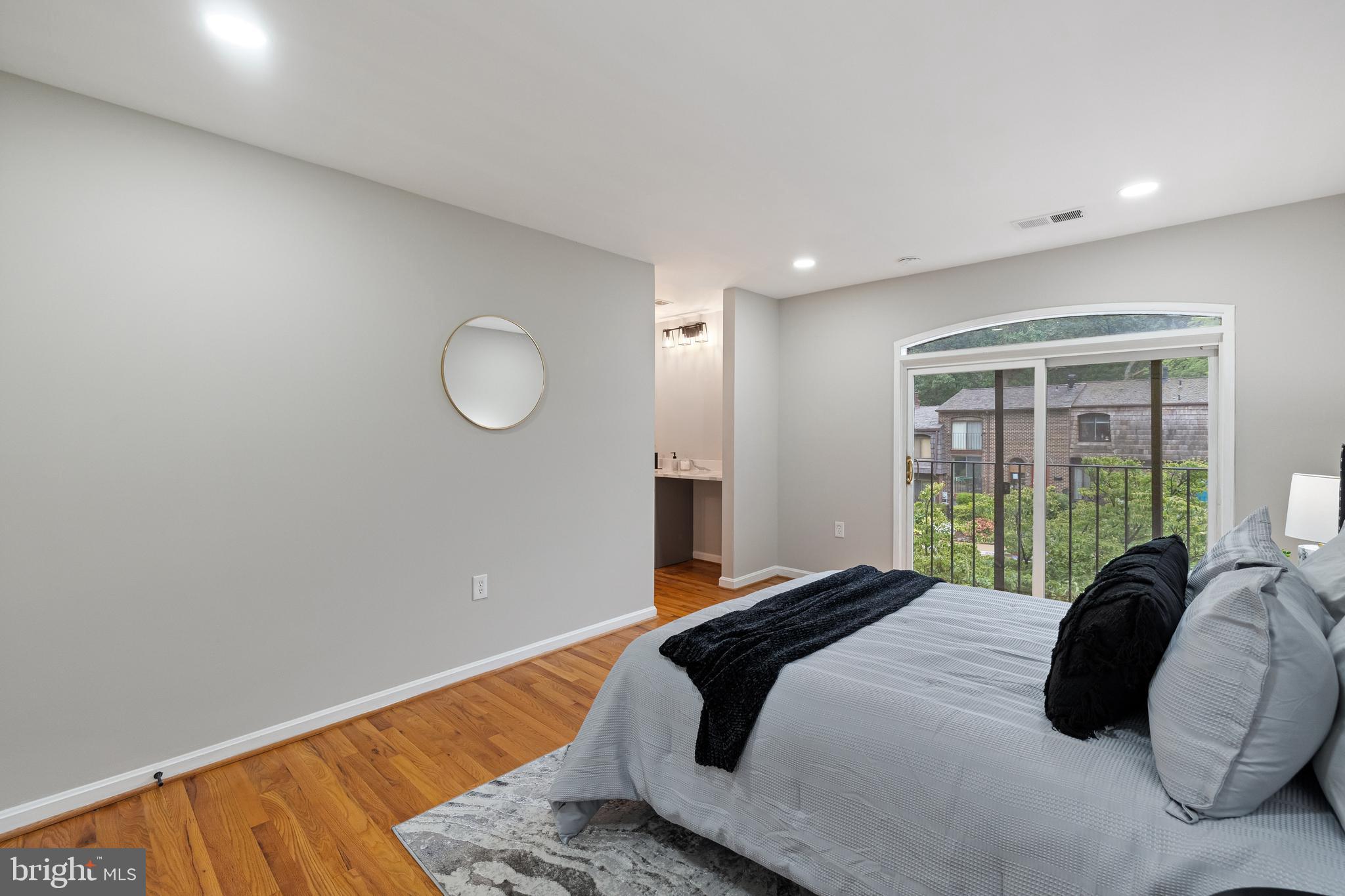 8006 Inverness Ridge Road Potomac, MD 20854 - Photo 23 of 43