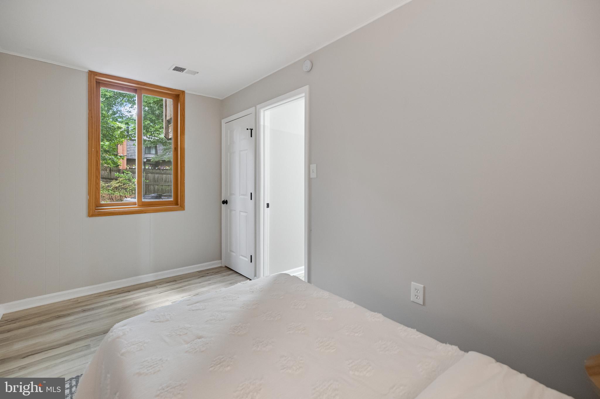 8006 Inverness Ridge Road Potomac, MD 20854 - Photo 36 of 43