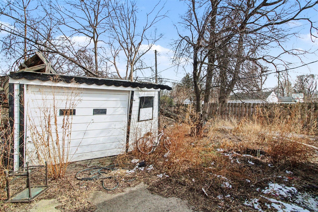 8304 Robson Street Detroit, MI 48228 - Photo 21 of 25