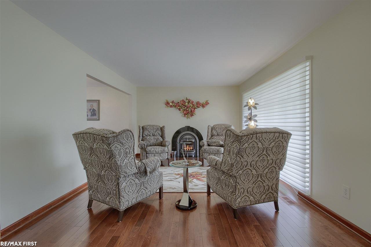 4173 Chapman Road Utica, MI 48316 - Photo 3 of 25 31320330-2.JPG