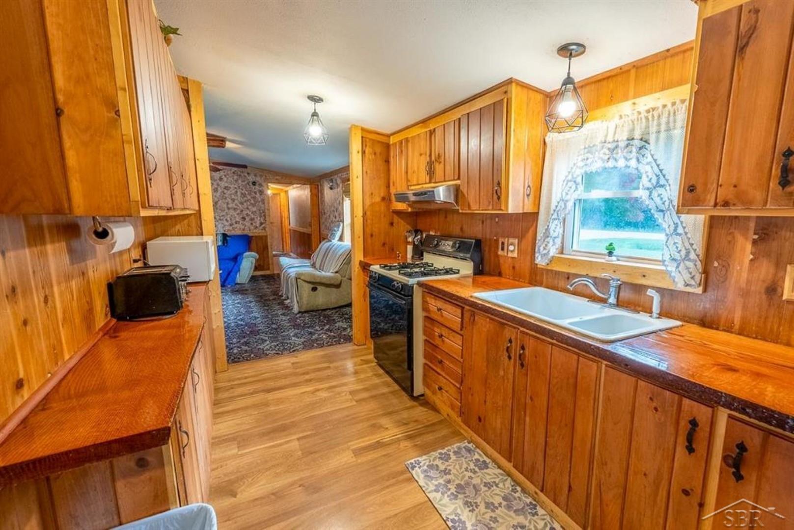 4158 Salt River Road Shepherd, MI 48883 - Photo 13 of 31