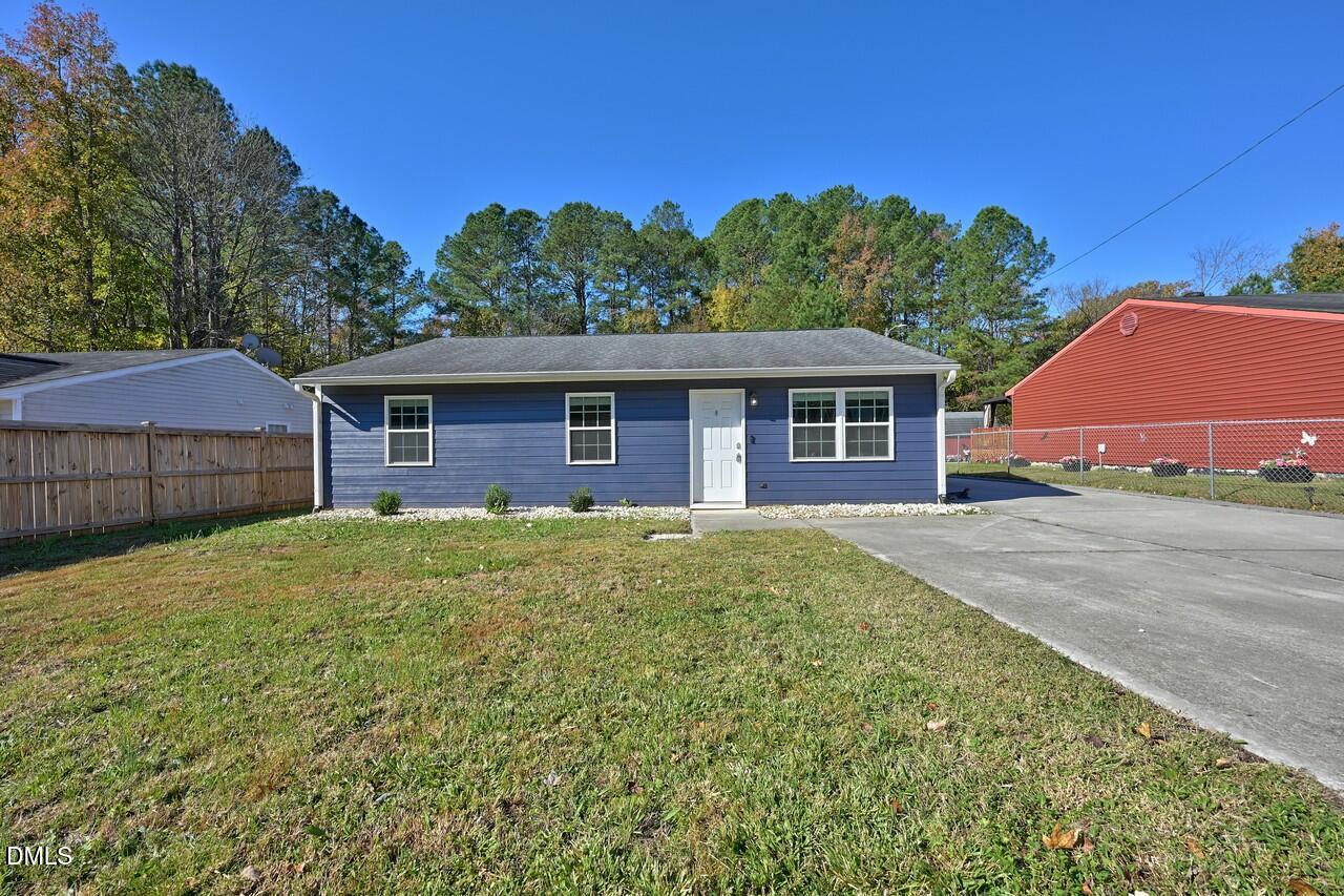 621 Martin Street Durham, NC 27704 - Photo 39 of 39 a front view of a house with yard