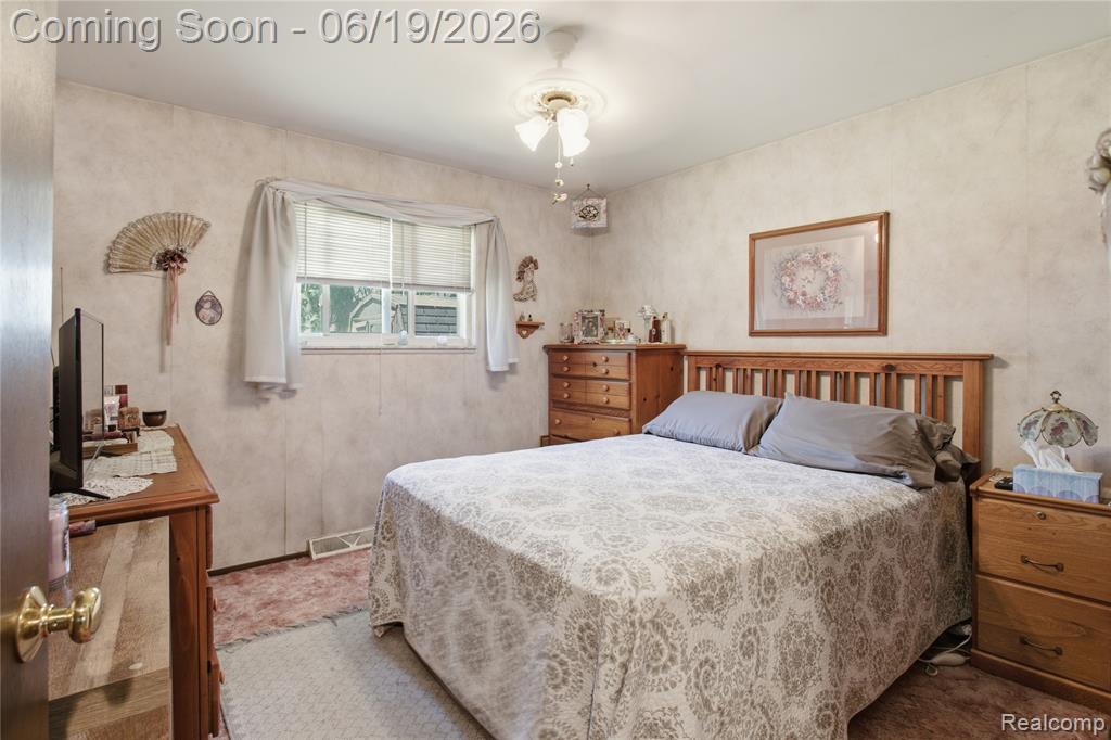 47395 Dequindre Road Rochester Hills, MI 48307 - Photo 11 of 19