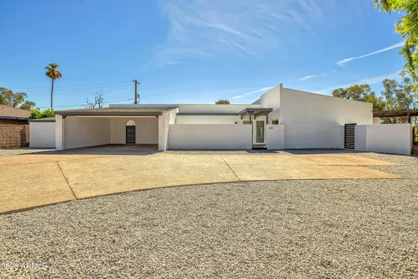 $648,000 | 2923 South Bala Drive, Tempe, AZ 85282