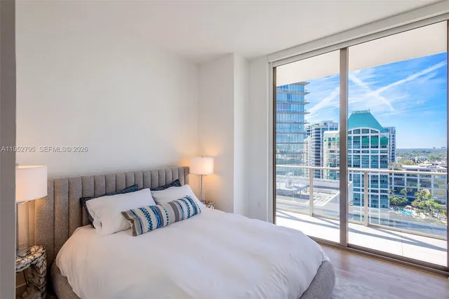 $3,700,000 | 2678 Tigertail Avenue, Unit 1707, Miami, FL 33133