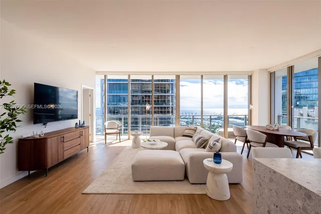 $3,700,000 | 2678 Tigertail Avenue, Unit 1707, Miami, FL 33133