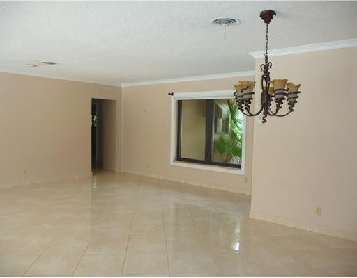 725 Aurelia Street Boca Raton, FL 33486 - Photo 6 of 17 Additional Photo