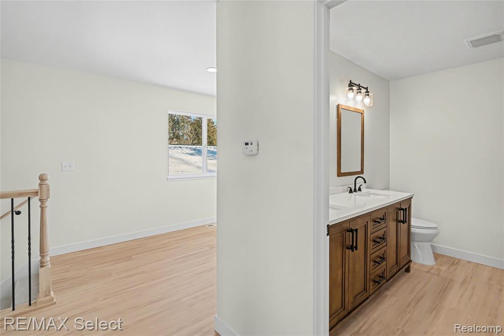 408 3rd Street Fenton, MI 48430 - Photo 49 of 69 Gallery Image 49