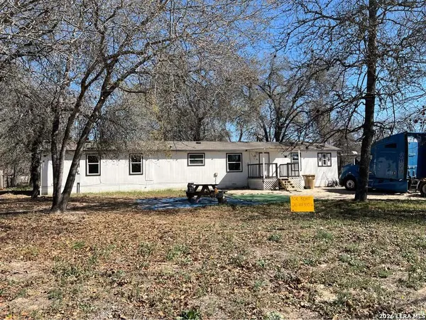 $1,600 | 23414 Dragon Rock Road, Elmendorf, TX 78112