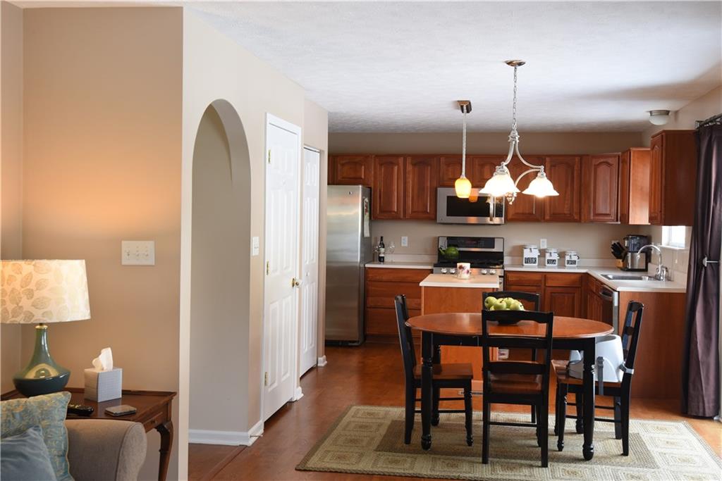 9262 Marshall Road Cranberry Township, PA 16066 - Photo 4 of 11 Gallery Image 4