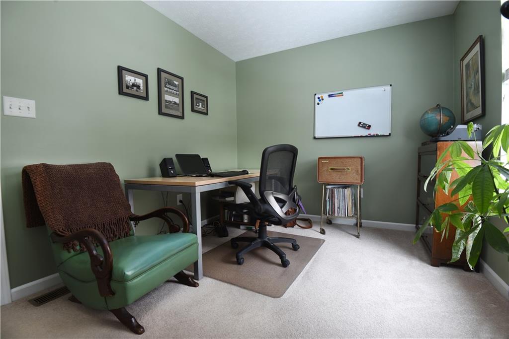 9262 Marshall Road Cranberry Township, PA 16066 - Photo 10 of 11 Gallery Image 10
