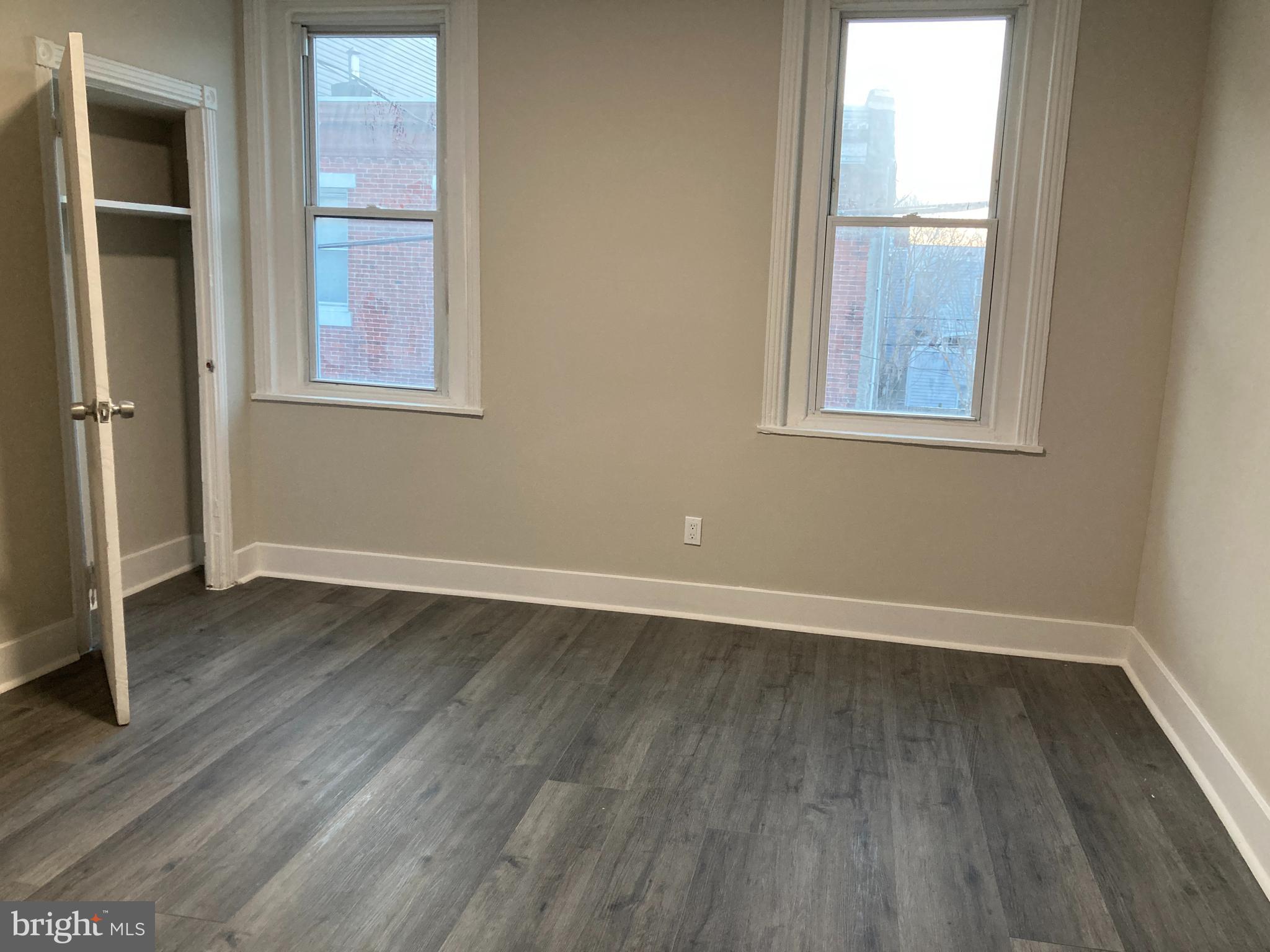 1343 South Hollywood Street Philadelphia, PA 19146 - Photo 14 of 29