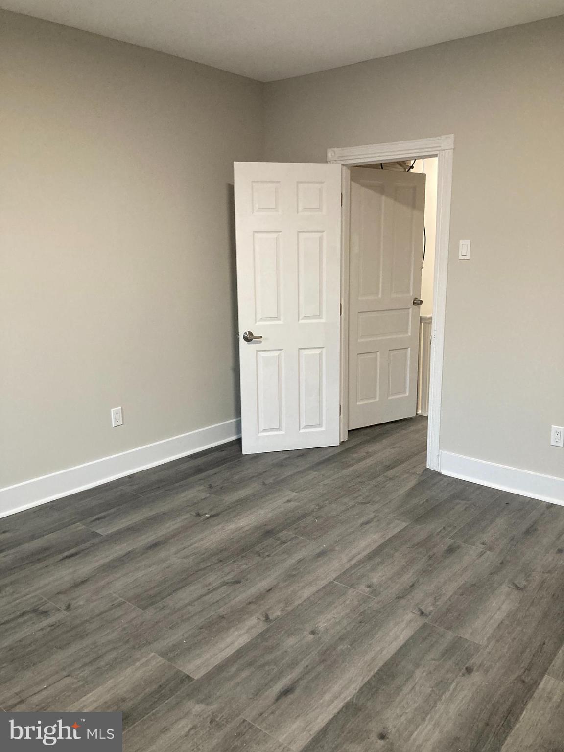 1343 South Hollywood Street Philadelphia, PA 19146 - Photo 19 of 29