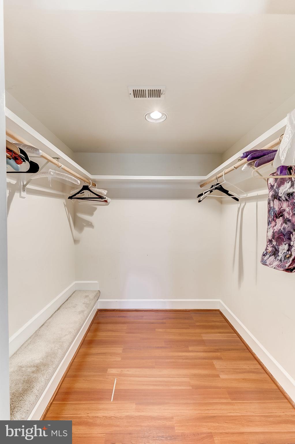 19623 Bruner Way Poolesville, MD 20837 - Photo 17 of 36 Walk-in Closet